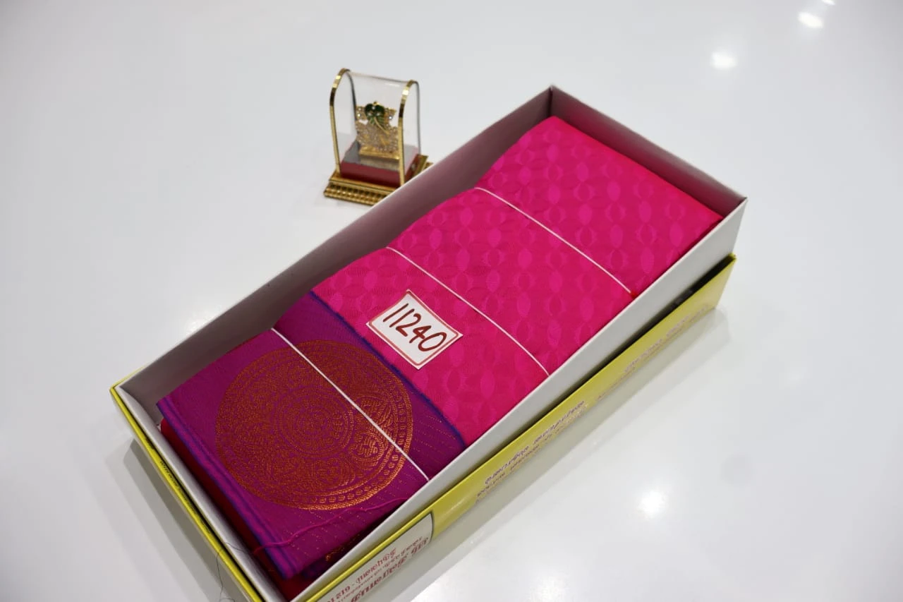 Emposed sarees(11240)